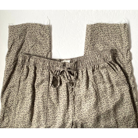 Nicole Miller CUT OFF Hem Jogger Pants Medium Taupe Animal Print Lyocell READ - Picture 1 of 16